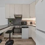 1-bedroom With Balcony, Rustaveliho - Raca