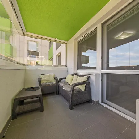 Lägenhet 1-bedroom With Balcony, Rustaveliho - Raca Bratislava