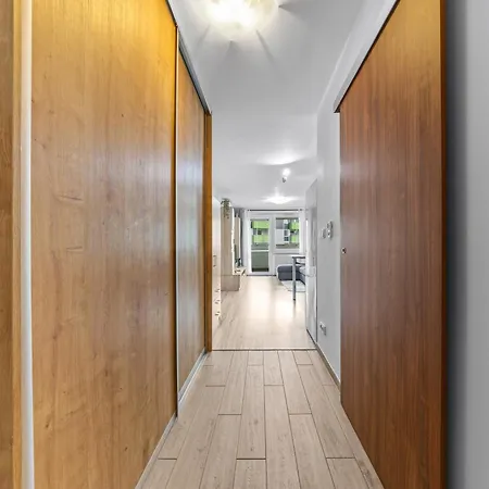 1-bedroom With Balcony, Rustaveliho - Raca