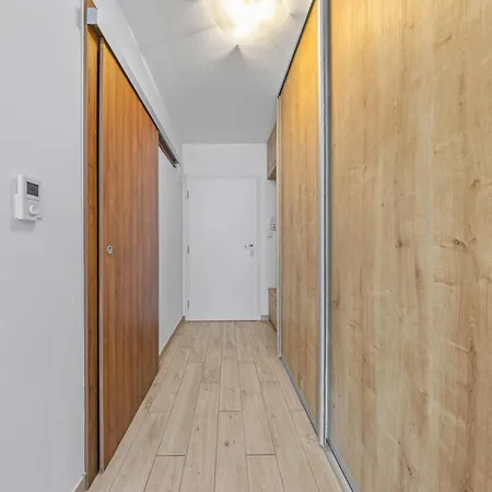 1-bedroom With Balcony, Rustaveliho - Raca * Братислава