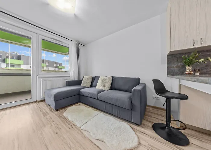 Appartement 1-bedroom With Balcony, Rustaveliho - Raca Bratislava