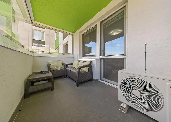 1-bedroom With Balcony, Rustaveliho - Raca * Bratislava