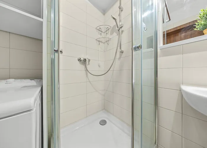 1-bedroom With Balcony, Rustaveliho - Raca Appartement *