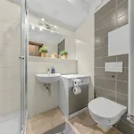 1-bedroom With Balcony, Rustaveliho - Raca 布拉迪斯拉发