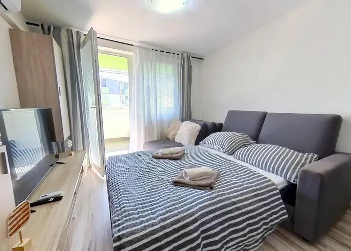 1-bedroom With Balcony, Rustaveliho - Raca