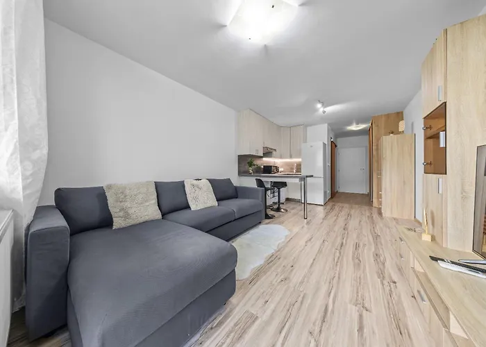 1-bedroom With Balcony, Rustaveliho - Raca * ブラチスラヴァ